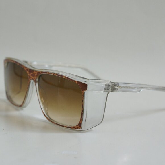 NWT Tru-Vintage 90's Plastic Rectangle w/Side Shield Sunglasses (Crystal/Brown) - Picture 3 of 5